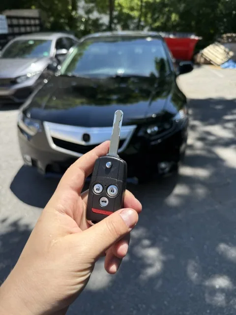 Acura flip key replacement cut and programmed on site