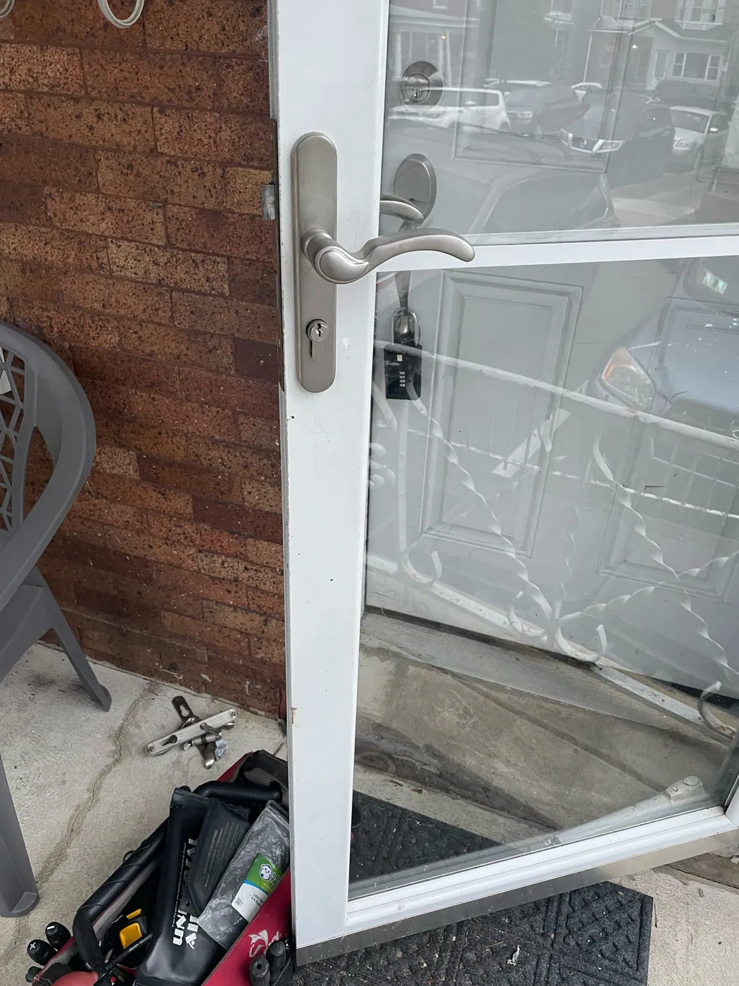Multipoint lock repair on a residential front door